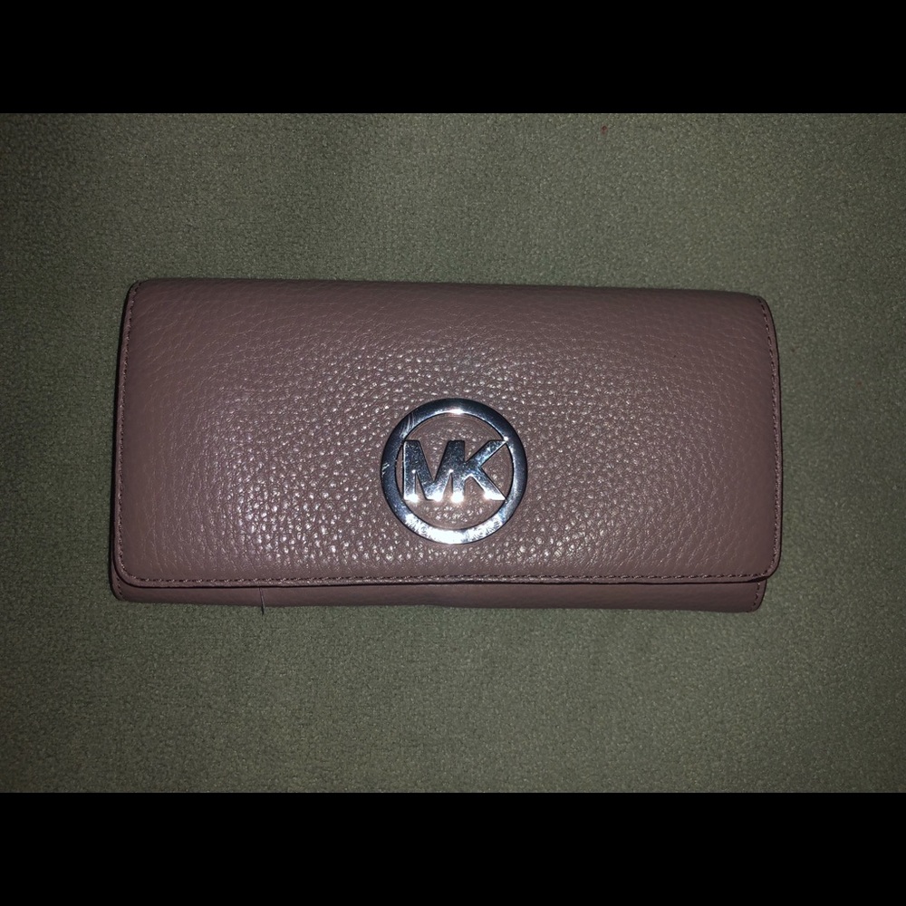 Michael Kors wallet